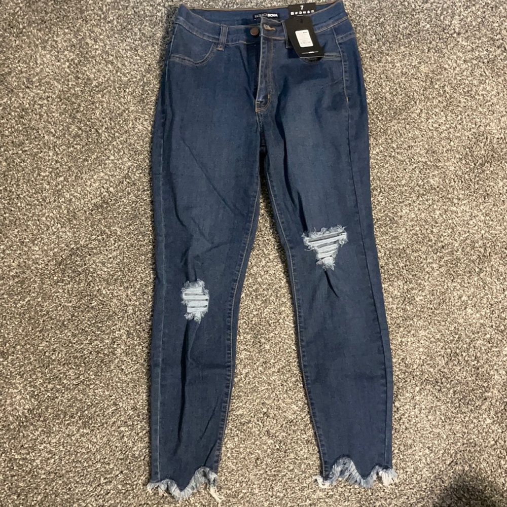 FashionNova Skinny Jeans, Size 7